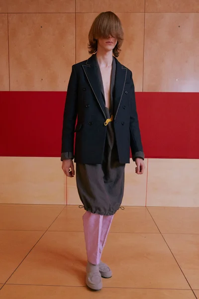 Look 2
